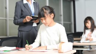 中等部・フリースクールは出席扱いになる？条件や申請方法、実績のある学校を紹介