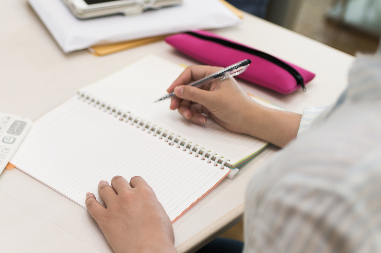 通信制高校の「中等部」とは？仕組みや学び方・費用を解説